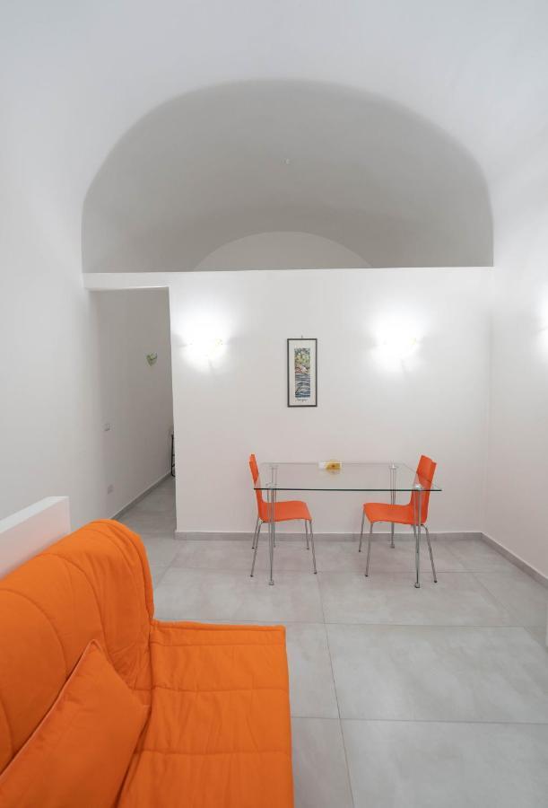 Apartamento Vico Amico By Dimorra Nápoles Exterior foto